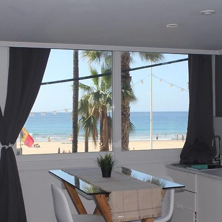 Apartamento frente al mar, moderno con aire acondicionado, parking y free Wi-Fi Benidorm Exterior foto