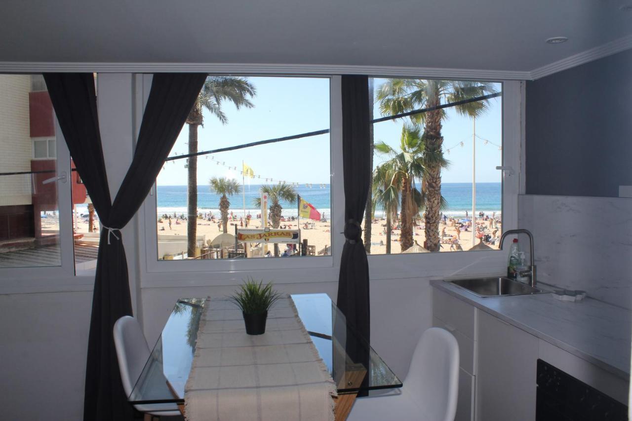 Apartamento frente al mar, moderno con aire acondicionado, parking y free Wi-Fi Benidorm Exterior foto