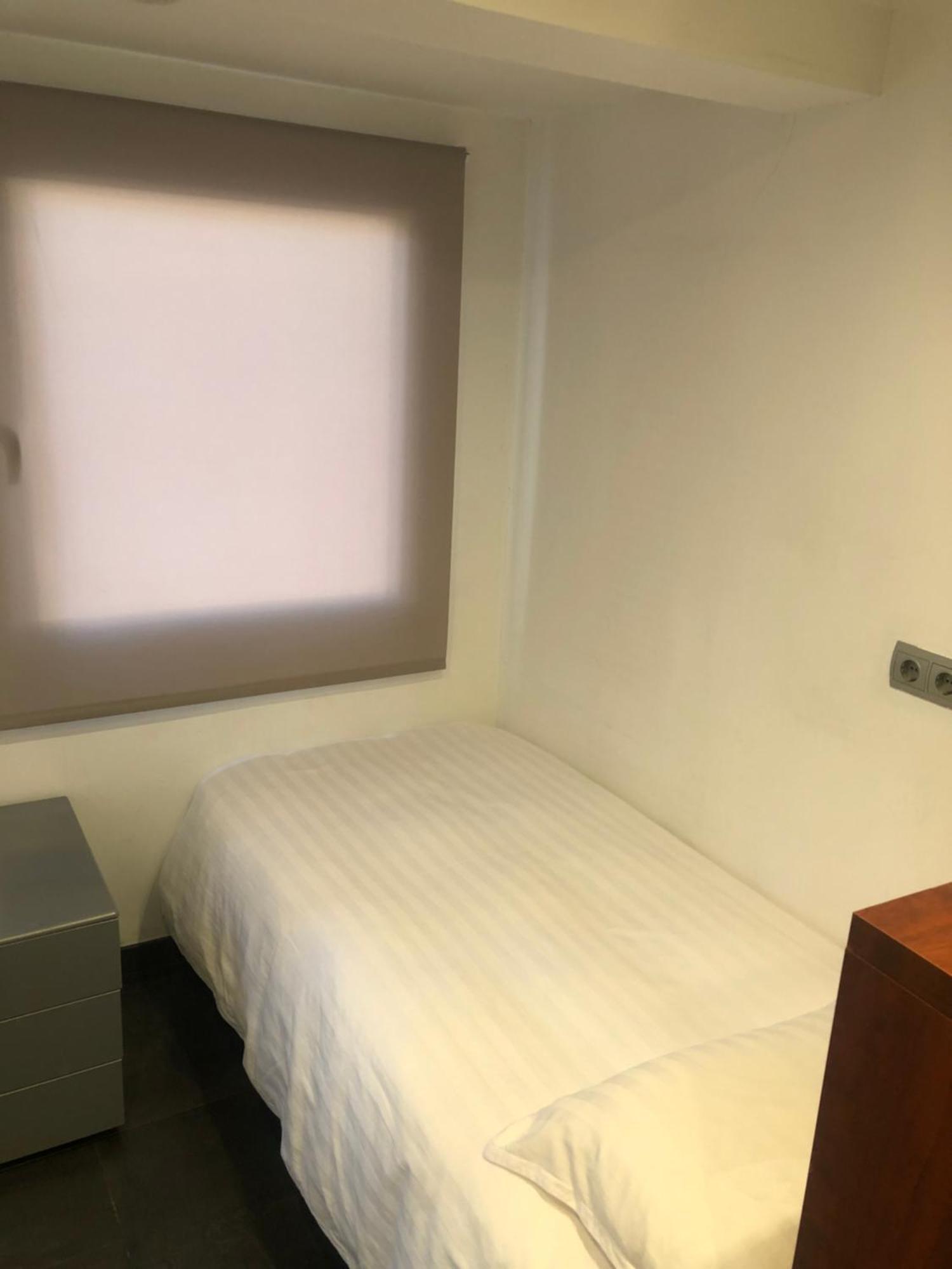 Apartamento frente al mar, moderno con aire acondicionado, parking y free Wi-Fi Benidorm Exterior foto